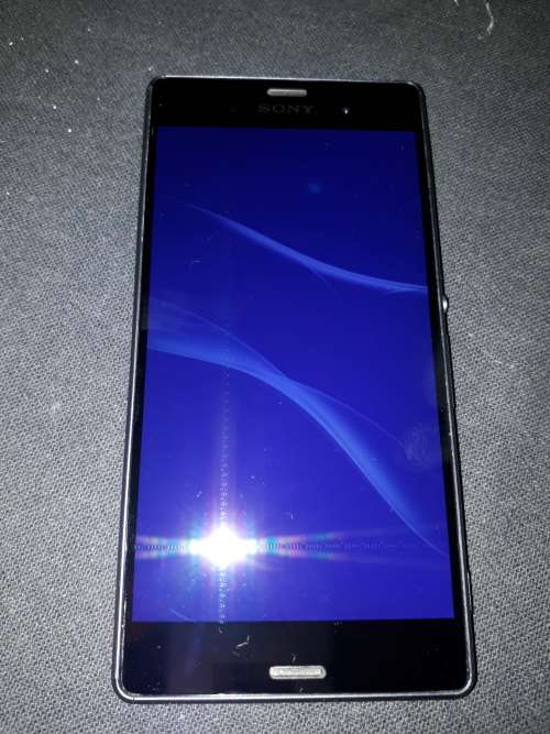*CHEAPEST ON BOB* SONY XPERIA Z3 IN IMMACULATE CONDITION